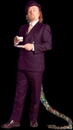 Bill Bailey with tail and cuppa. Splendid.