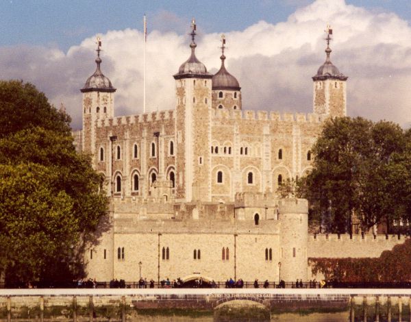 Most of the area between the inner curtain walls was eventually occupied by the workshops, offices and houses of the Royal Mint which produced the country's currency. The section north of the Bell Tower is still called Mint Street.