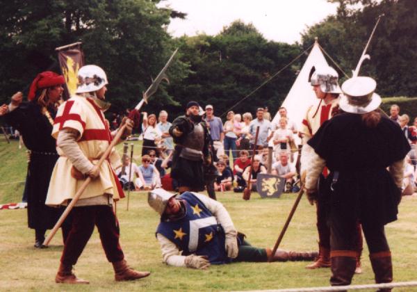 He took a dive! Cheaty bast!